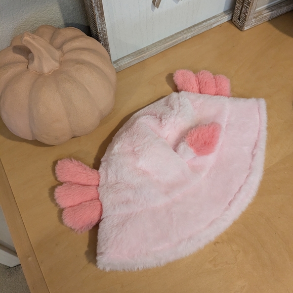 Maxolotl the Axolotol Fuzzy Bucket Hat Small Business Pink - Picture 2 of 8